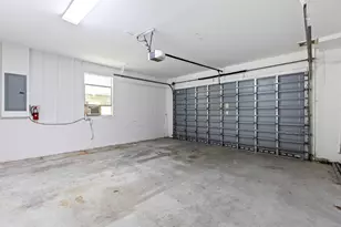 29 NE 24th Ave, Pompano Beach, FL 33062 - Photo 22