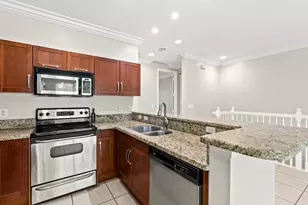 29 NE 24th Ave, Pompano Beach, FL 33062 - Photo 6