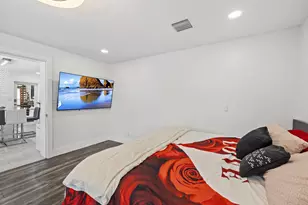 3230 Roosevelt St, Hollywood, FL 33021 - Photo 16
