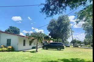 3203 SE 29th Ln, Okeechobee, FL 34974 - Photo 4