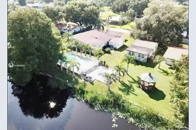 3203 SE 29th Lane # 5, Okeechobee, FL 34974 - Photo 1