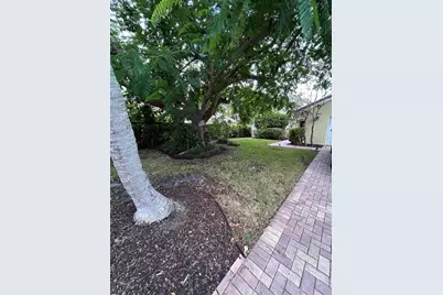1330 NW 22nd Avenue, Delray Beach, FL 33445 - Photo 2