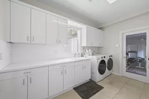 757 NW 100th Terrace, Plantation, FL 33324 - Photo 16