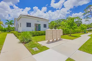 6710 Pointe of Woods Dr, West Palm Beach, FL 33413 - Photo 36