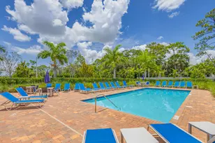 6710 Pointe of Woods Dr, West Palm Beach, FL 33413 - Photo 36