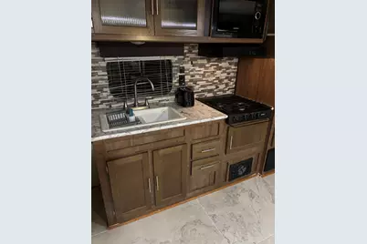 249 NE 45th Street, Deerfield Beach, FL 33064 - Photo 6