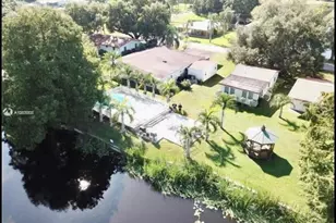 3203 SE 29th Ln, Okeechobee, FL 34974 - Photo 1