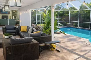 560 S Lake Dasha Dr, Plantation, FL 33324 - Photo 2