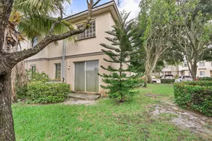 2022 Island Dr, Riviera Beach, FL 33404 - Photo 18