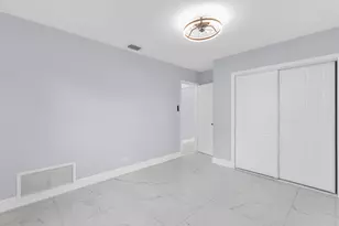 1772 NW 38th St, Oakland Park, FL 33309 - Photo 12