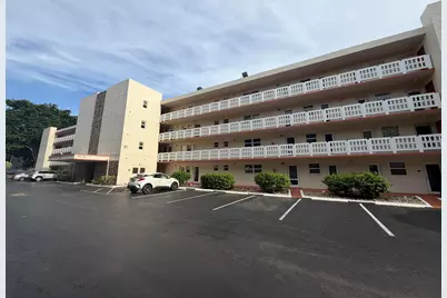 206 SE 10th Street #201, Dania Beach, FL 33004 - Photo 4