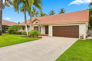 10798 Cypress Bend Dr, Boca Raton, FL 33498 - Photo 2