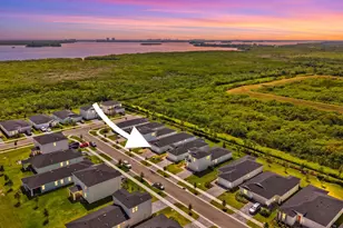 3395 Cedar Grv Dr, Fort Pierce, FL 34946 - Photo 4