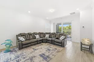 3395 Cedar Grv Dr, Fort Pierce, FL 34946 - Photo 10