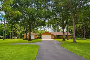 17212 130th Ave N, Jupiter, FL 33478 - Photo 2