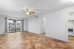 120 Cypress Club Dr, Pompano Beach, FL 33060 - Photo 2