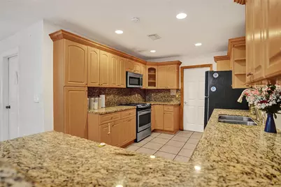 6200 NW 9th Street, Margate, FL 33063 - Photo 12