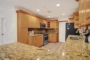 6200 NW 9th St, Margate, FL 33063 - Photo 12