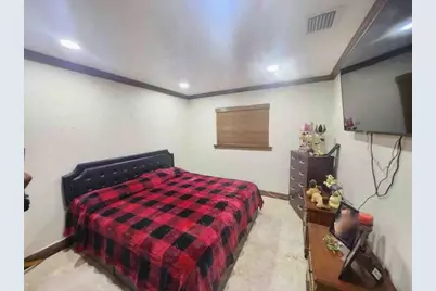 1195 NW 30th Place, Miami, FL 33125 - Photo 12