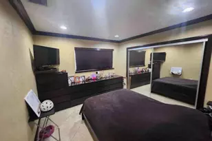 1195 NW 30th Pl, Miami, FL 33125 - Photo 18