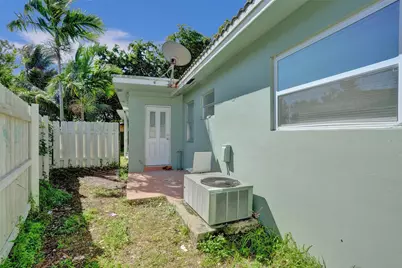 260 NE 41st Street, Oakland Park, FL 33334 - Photo 28