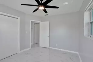 260 NE 41st St, Oakland Park, FL 33334 - Photo 22