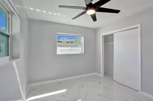 260 NE 41st St, Oakland Park, FL 33334 - Photo 16