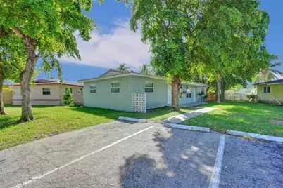 260 NE 41st Street, Oakland Park, FL 33334 - Photo 2