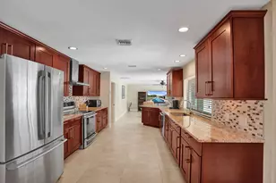 7301 NW 83rd Way, Tamarac, FL 33321 - Photo 14