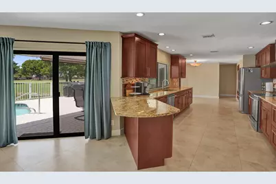 7301 NW 83rd Way, Tamarac, FL 33321 - Photo 18