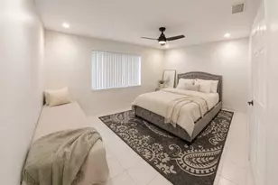 2707 Starwood Cir, West Palm Beach, FL 33406 - Photo 12