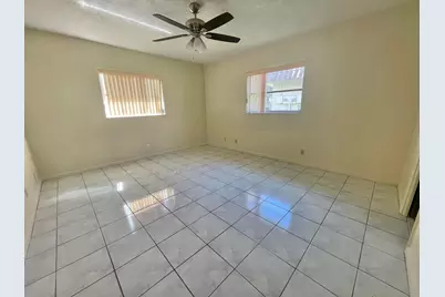 7112 NW 78th Avenue, Tamarac, FL 33321 - Photo 8
