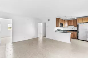 2655 NE 8th Ave, Wilton Manors, FL 33334 - Photo 4