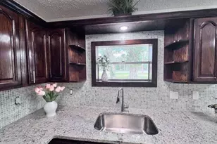 2410 S Brocksmith Rd, Fort Pierce, FL 34945 - Photo 6