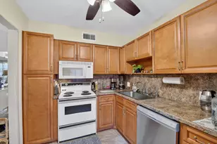 4483 Luxemburg Ct, Lake Worth, FL 33467 - Photo 6