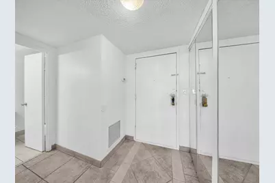 251 174th Street #2310, Sunny Isles Beach, FL 33160 - Photo 4