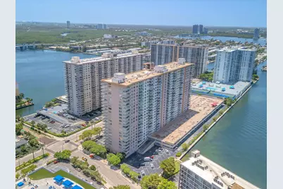 251 174th Street #2310, Sunny Isles Beach, FL 33160 - Photo 22