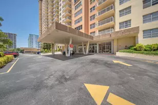 251 174th St, Sunny Isles Beach, FL 33160 - Photo 2