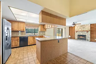 8090 Native Dancer Rd E, Palm Beach Gardens, FL 33418 - Photo 10