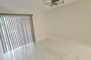 10035 Winding Lake Rd, Sunrise, FL 33351 - Photo 4