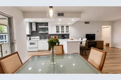 21 Colonial Club Drive #303, Boynton Beach, FL 33435 - Photo 8