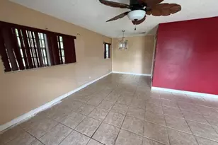 5620 SW 37th St, West Park, FL 33023 - Photo 4