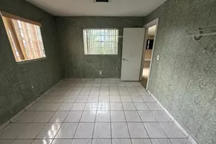 5620 SW 37th St, West Park, FL 33023 - Photo 6