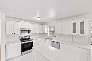 875 28th Ave, Vero Beach, FL 32960 - Photo 4