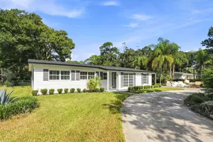 875 28th Ave, Vero Beach, FL 32960 - Photo 2