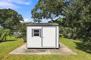 875 28th Ave, Vero Beach, FL 32960 - Photo 46