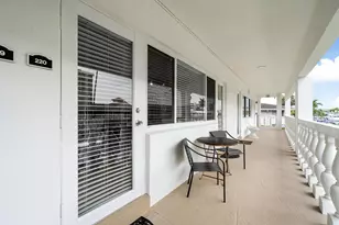 2881 NE 32nd St, Fort Lauderdale, FL 33306 - Photo 2