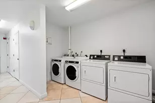 2881 NE 32nd St, Fort Lauderdale, FL 33306 - Photo 18