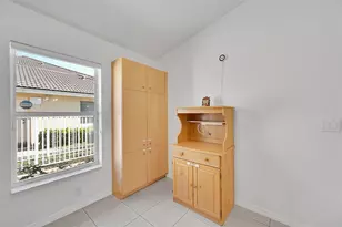 5361 NW 90th Ave, Sunrise, FL 33351 - Photo 10