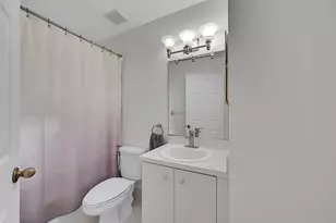 5361 NW 90th Ave, Sunrise, FL 33351 - Photo 14